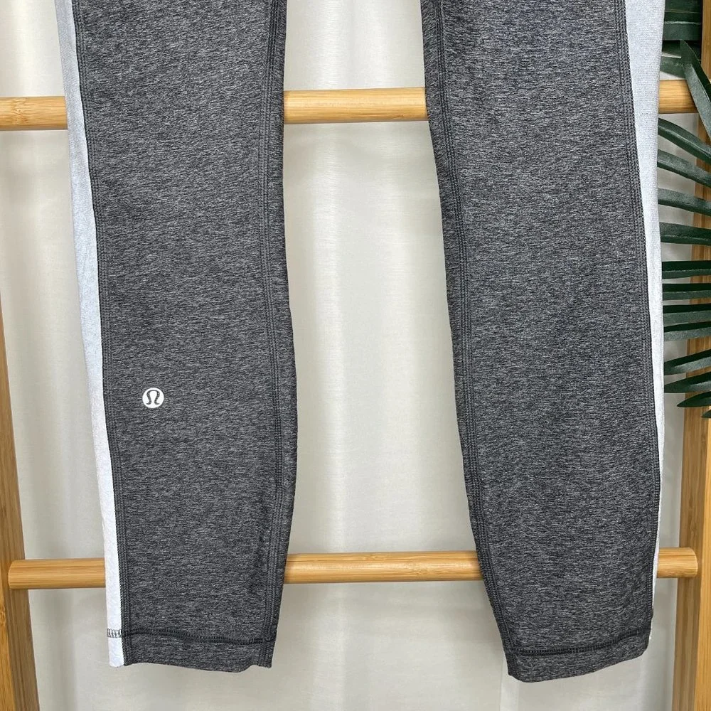 Lululemon Grey Silver Light Speed Tight Leggings Pants Size CAN 6 AUS 10 Active - Picture 9 of 12